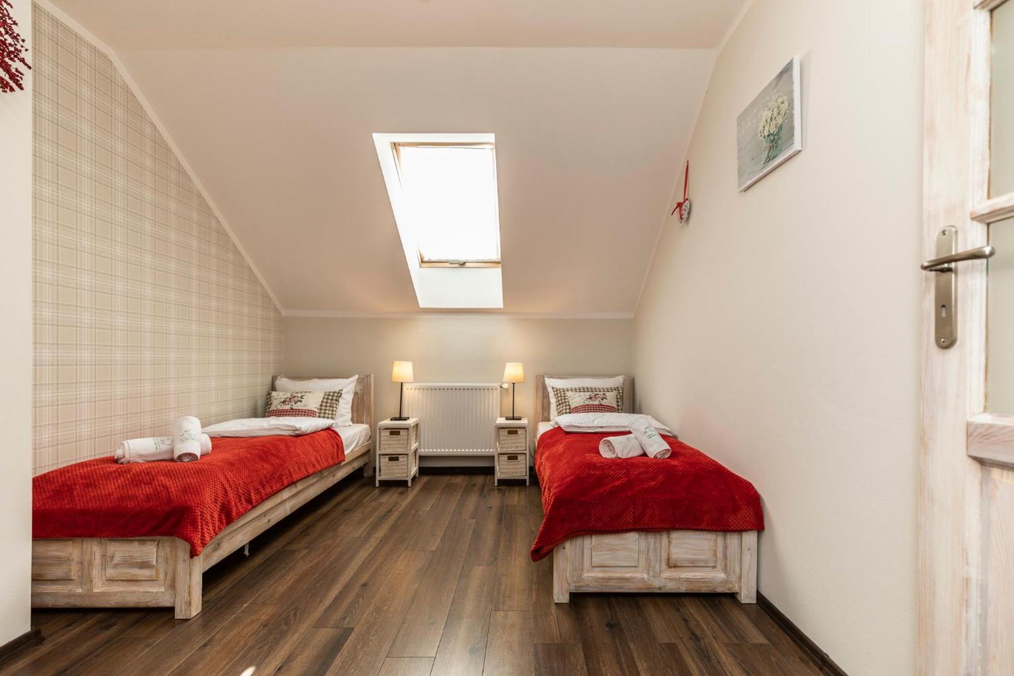 נידז'יקה זאמק Apartamenty Zielona Owieczka מראה חיצוני תמונה