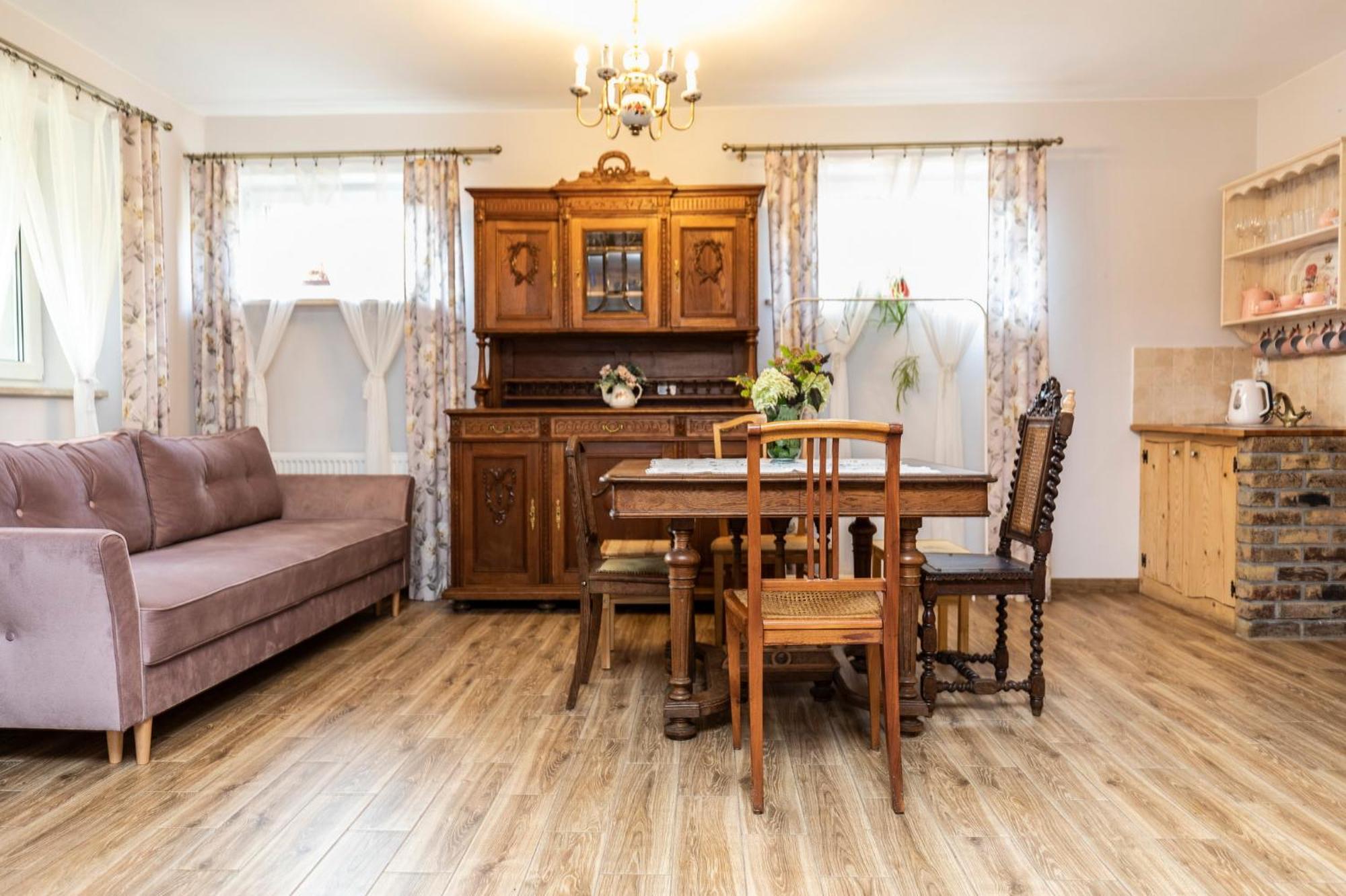 נידז'יקה זאמק Apartamenty Zielona Owieczka מראה חיצוני תמונה