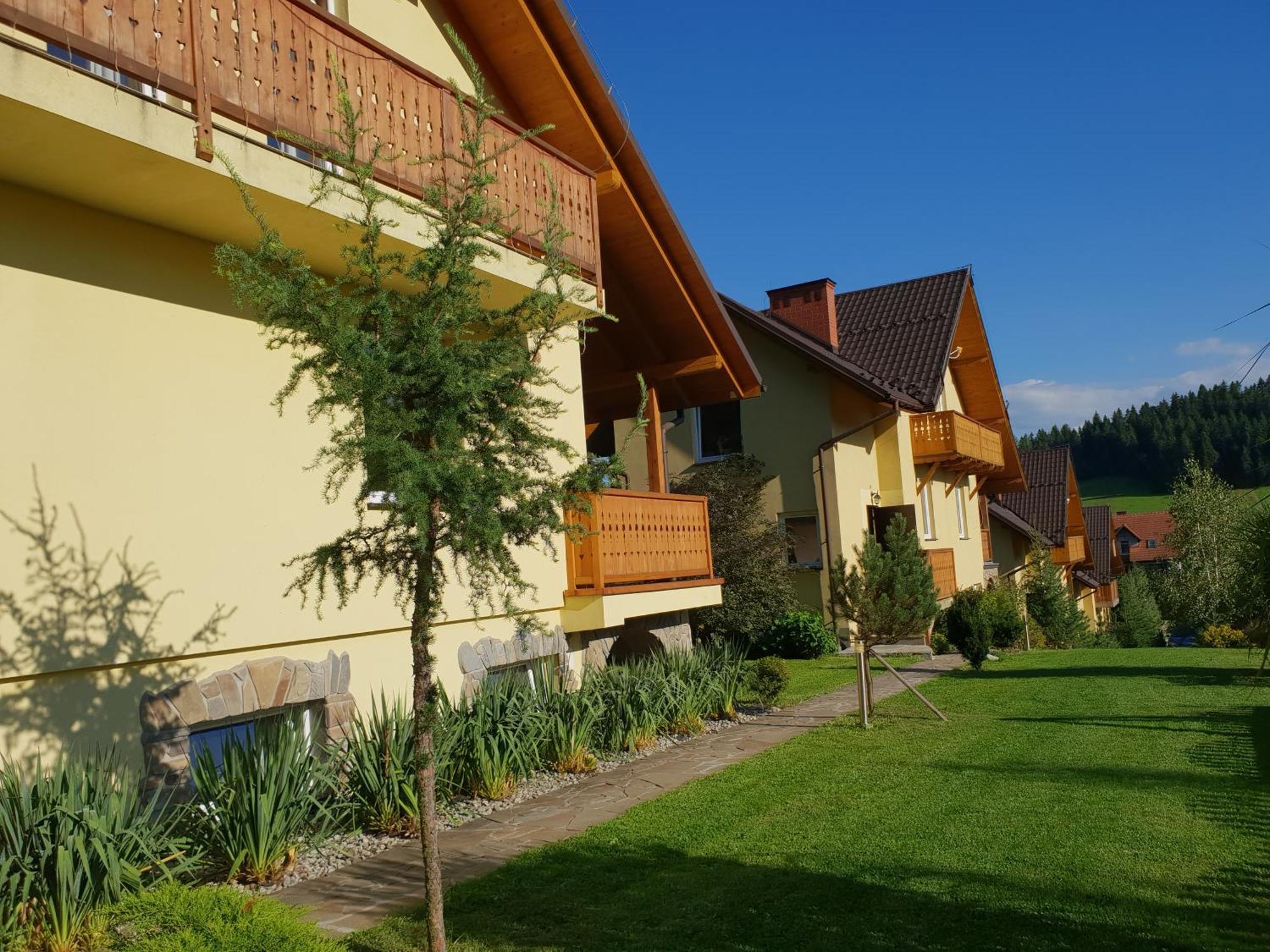 נידז'יקה זאמק Apartamenty Zielona Owieczka מראה חיצוני תמונה